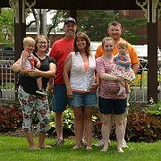 20449308 10208552123795620 3304865651851293554 o  Don and Annissa Hoyt family